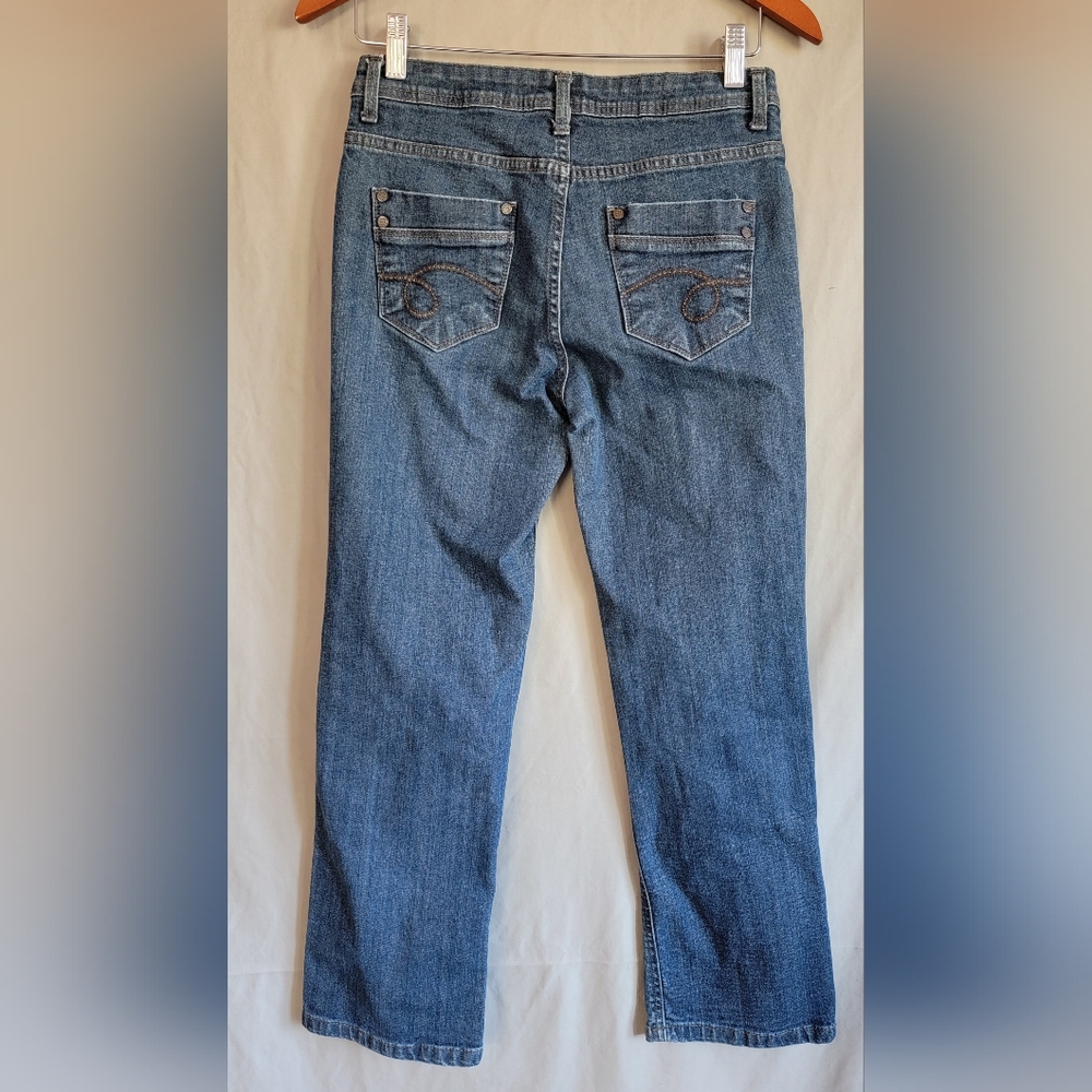 Womens NRJ straight leg jeans size 4